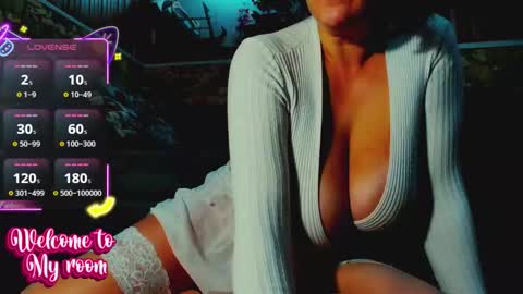 Snapshot of katrinedenev chatting on 10-10-25, 09:03 KatrineDenev online show from 10-10-25, 09:03