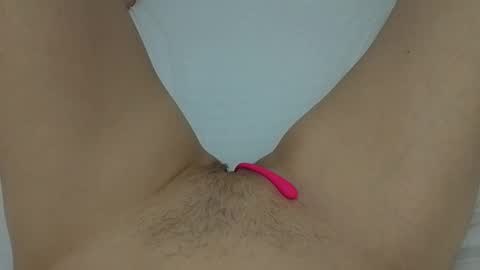 Snapshot of katrinna_arinna chatting on 01-04-25, 04:43 katrina dont forget to give me thumbs up online show from 01-04-25, 04:43