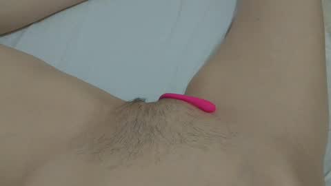 Snapshot of katrinna_arinna chatting on 01-18-25, 10:17 katrina dont forget to give me thumbs up online show from 01-18-25, 10:17