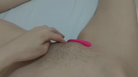 Snapshot of katrinna_arinna chatting on 01-23-25, 03:37 katrina dont forget to give me thumbs up online show from 01-23-25, 03:37