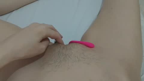 Snapshot of katrinna_arinna chatting on 01-24-25, 06:25 katrina dont forget to give me thumbs up online show from 01-24-25, 06:25