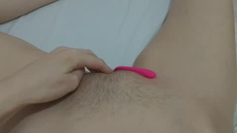 Snapshot of katrinna_arinna chatting on 01-25-25, 05:51 katrina dont forget to give me thumbs up online show from 01-25-25, 05:51