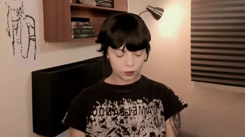 katsuro online show from 03-12-26, 09:32