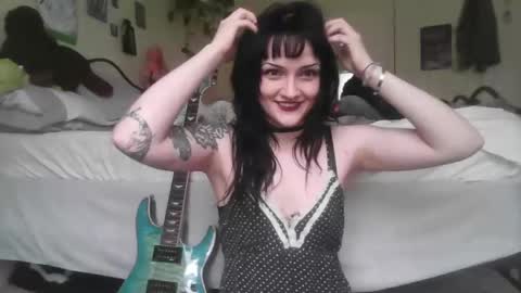 Snapshot of kattattacck chatting on 05-05-26, 06:05 kattattacck online show from 05-05-26, 06:05
