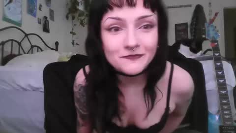 Snapshot of kattattacck chatting on 05-15-26, 08:16 kattattacck online show from 05-15-26, 08:16