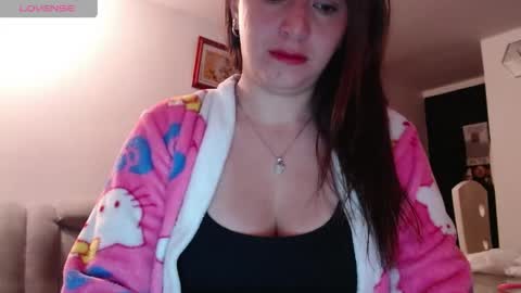 Snapshot of kattie_love chatting on 04-24-26, 09:56 kattie online show from 04-24-26, 09:56