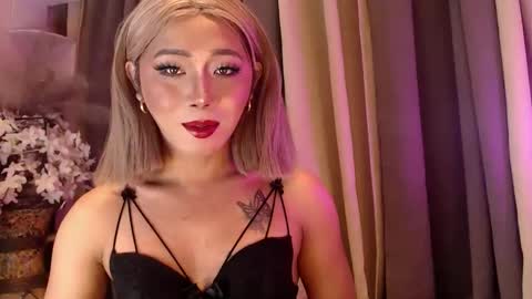 Saisy online show from 04-27-26, 01:42