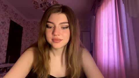 Molly online show from 05-11-26, 06:19