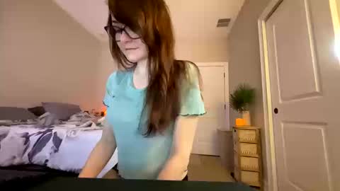 Snapshot of kattnip44 chatting on 10-15-25, 08:42 Josie live show Tuesday Wednesday and Thursday online show from 10-15-25, 08:42