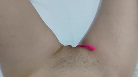 Snapshot of kattrinah_nikitta chatting on 05-01-26, 12:32 nikitta online show from 05-01-26, 12:32