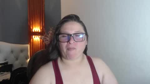 Snapshot of katty_findom_ chatting on 05-14-26, 11:39 katty online show from 05-14-26, 11:39