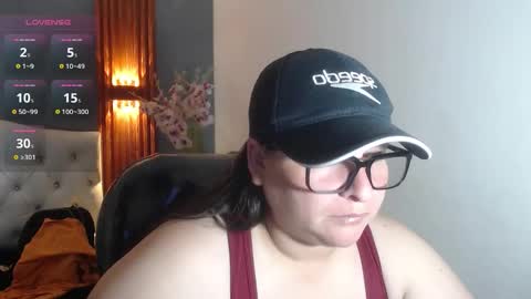 Snapshot of katty_findom_ chatting on 05-15-26, 11:50 katty online show from 05-15-26, 11:50