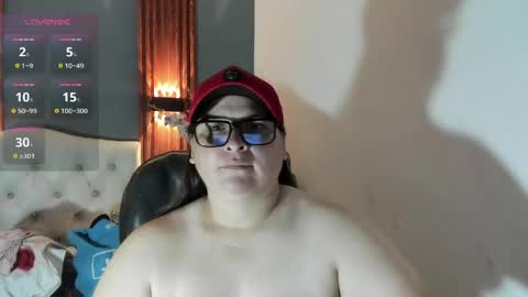 Snapshot of katty_findom_ chatting on 05-31-26, 11:17 katty online show from 05-31-26, 11:17