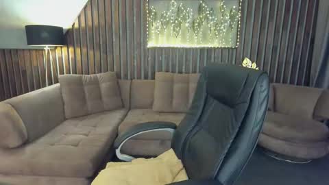 Katty online show from 12-21-25, 06:26