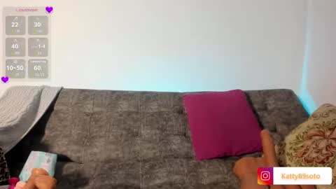 Snapshot of kattysoto chatting on 09-25-25, 06:44 I m Katty  online show from 09-25-25, 06:44
