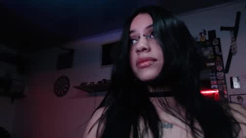 Snapshot of kattze chatting on 01-28-25, 05:54      online show from 01-28-25, 05:54