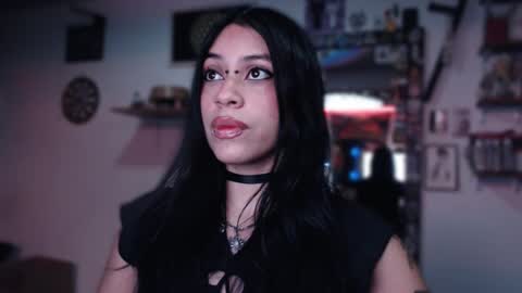 Snapshot of kattze chatting on 01-30-25, 01:11      online show from 01-30-25, 01:11