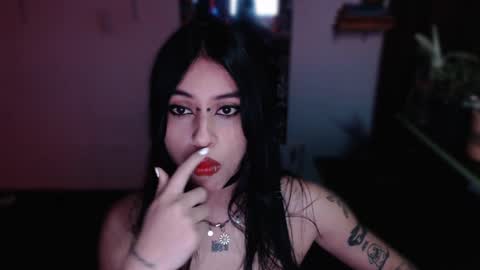 Snapshot of kattze chatting on 02-22-25, 12:49      online show from 02-22-25, 12:49