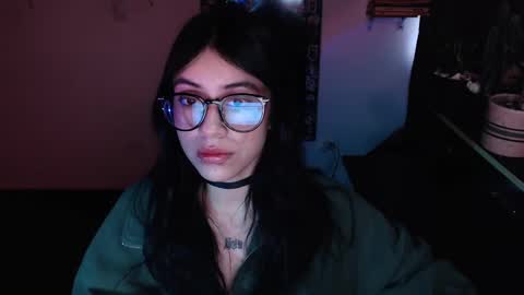 Snapshot of kattze chatting on 03-02-25, 12:01      online show from 03-02-25, 12:01