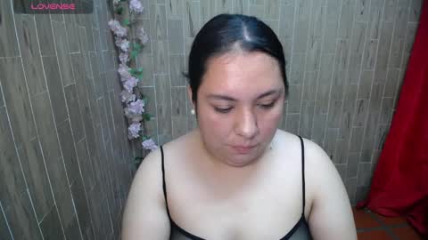 Snapshot of katy2425 chatting on 05-26-26, 01:34 Katy online show from 05-26-26, 01:34