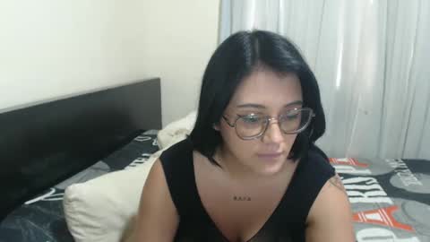 Snapshot of katy_bello chatting on 02-02-25, 07:46 katy online show from 02-02-25, 07:46