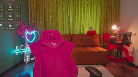 Katy      -    online show from 04-23-26, 03:19