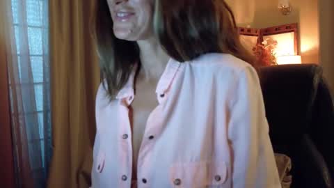 Snapshot of katy_mmm chatting on 10-23-25, 11:14 Katy online show from 10-23-25, 11:14