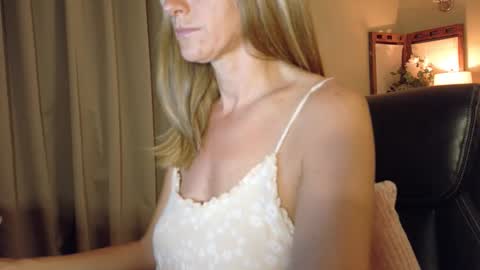 Katy online show from 04-18-26, 01:42