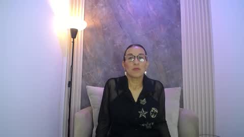 Snapshot of katy_sins chatting on 10-08-25, 12:25 Katy online show from 10-08-25, 12:25