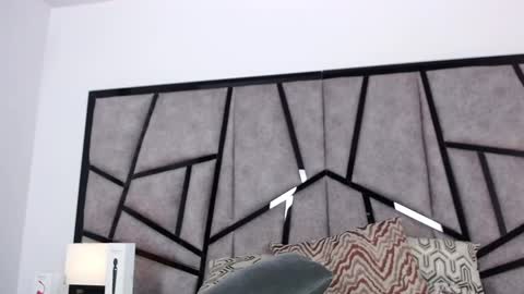 Katya Ruiz online show from 01-11-25, 07:39