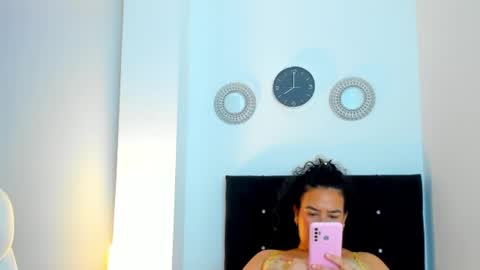 KATYAJHONSS online show from 04-10-26, 01:00