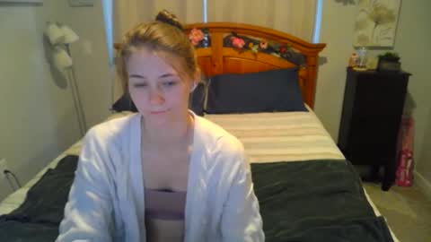 Snapshot of katynowhere chatting on 01-30-25, 01:11 Katy online show from 01-30-25, 01:11