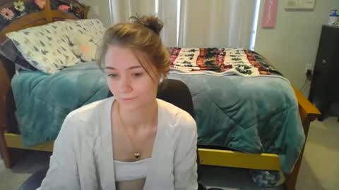 Snapshot of katynowhere chatting on 02-12-25, 07:56 Katy online show from 02-12-25, 07:56