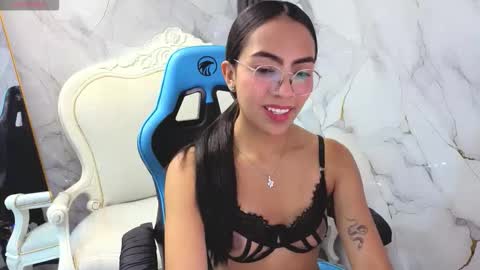 katyrider_a online show from 10-21-25, 01:34