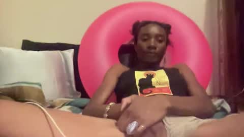 kawaiistrfkr online show from 09-25-25, 06:22