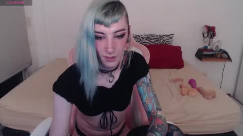 luna   online show from 01-07-25, 02:53