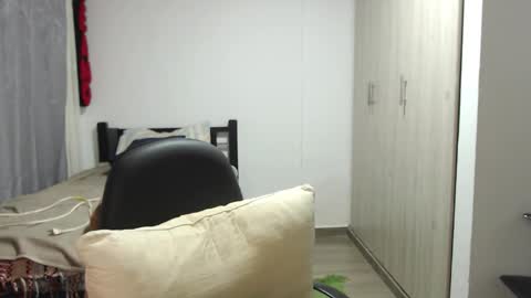  Khawit  online show from 12-01-25, 01:54