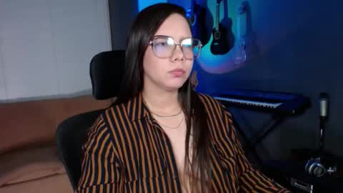 Kay online show from 12-21-25, 02:08