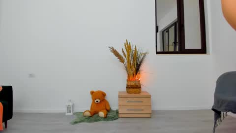 Snapshot of kaya_kiss chatting on 03-08-25, 04:12 Kaya online show from 03-08-25, 04:12