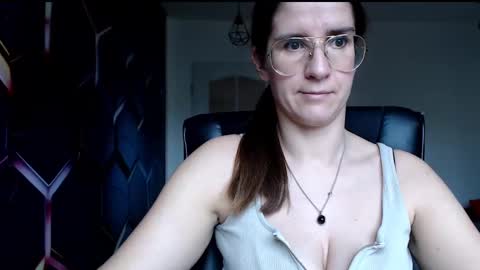 Snapshot of kayalips chatting on 12-11-24, 11:30 KayaLips online show from 12-11-24, 11:30