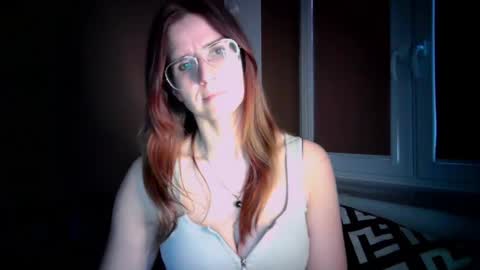 Snapshot of kayalips chatting on 10-15-25, 03:34 KayaLips online show from 10-15-25, 03:34