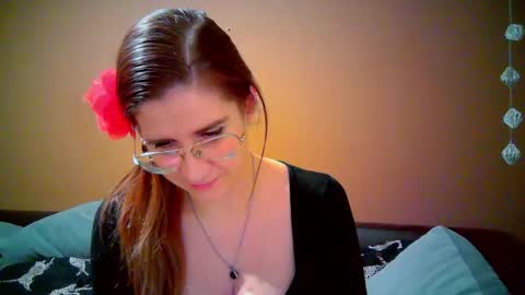 Snapshot of kayalips chatting on 10-31-25, 10:22 KayaLips online show from 10-31-25, 10:22