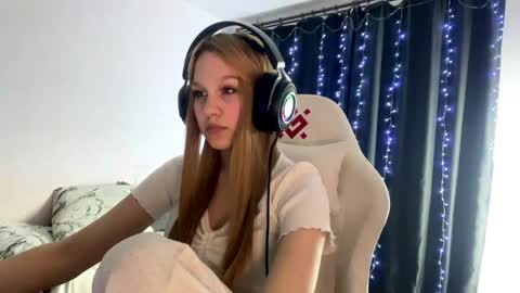 Amia online show from 03-06-26, 05:20