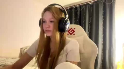 Amia online show from 04-03-26, 05:55