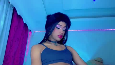 kayla_sexx online show from 04-25-26, 02:03