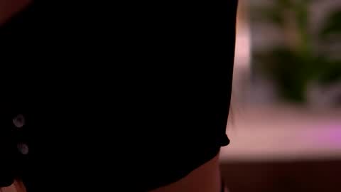 Snapshot of kaylabray chatting on 11-10-25, 04:11 kaylabray online show from 11-10-25, 04:11