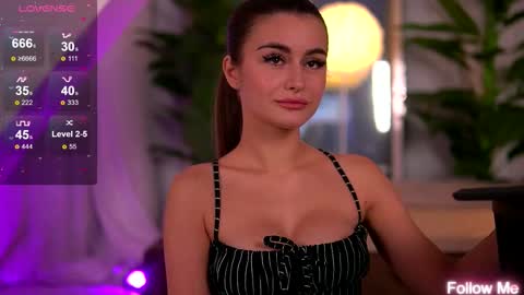 Snapshot of kaylabray chatting on 11-14-25, 05:06 kaylabray online show from 11-14-25, 05:06