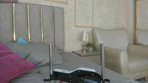 kaylachannell online show from 02-18-26, 03:35