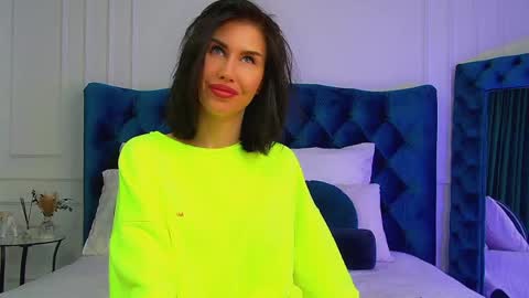Snapshot of kaylamous chatting on 05-05-26, 06:43 Kayla online show from 05-05-26, 06:43