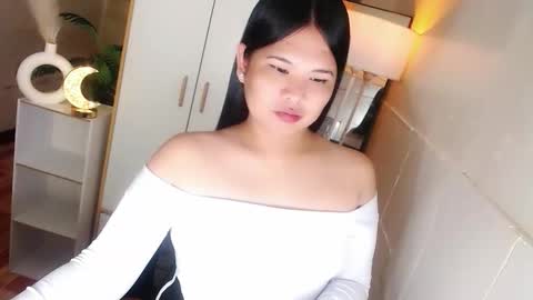 Y O U R        F U T U R E       K A Y L E E  online show from 01-14-26, 06:35